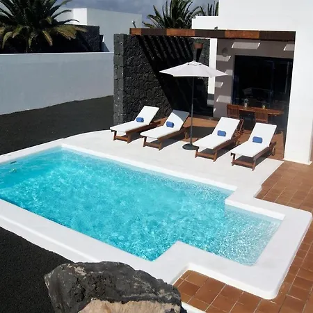 Villa Miramar B3 Heated Pool Wifi Peace And Tranquility Playa Blanca (Lanzarote)